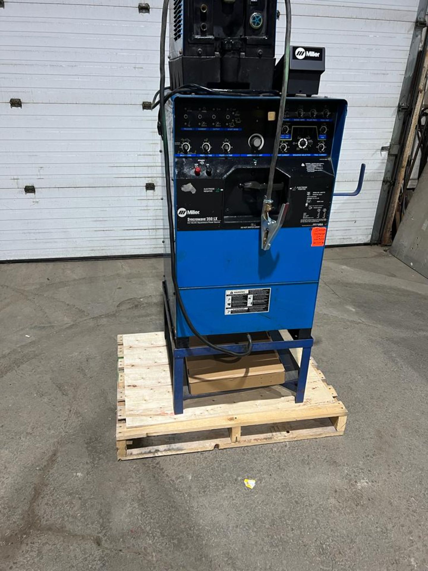 MINT Miller Syncrowave 350 LX Tig Welder 350 AMP COMPLETE with Cables and Gun/ whip & foot pedal