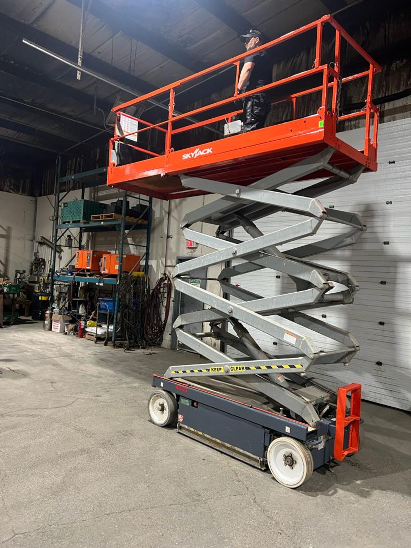 2008 Skyjack model 4626 Electric Motorized Scissor Lift with pendant controller with extendable