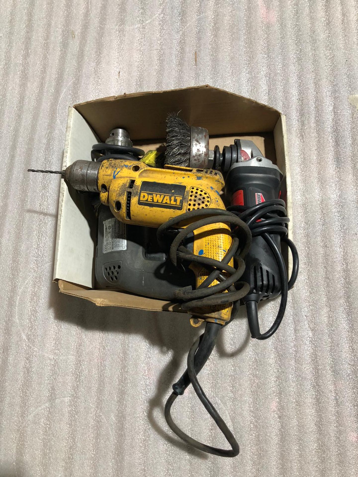 Lot of 3 (3 units) Dewalt Drill, Jobmate Grinder & 1/2" Drill - Image 2 of 3