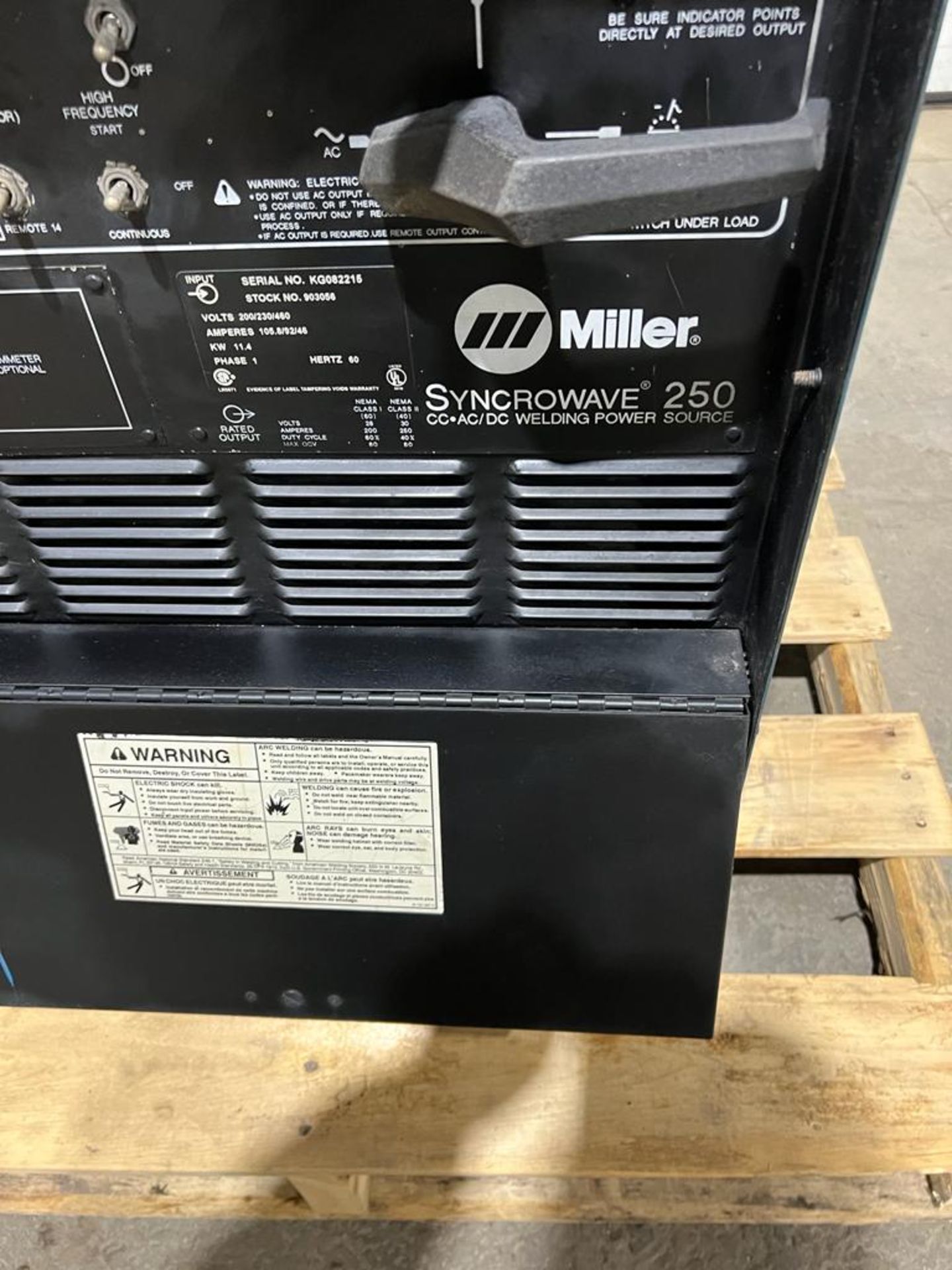 MINT Miller Syncrowave 250 Tig Welder 250 AMP COMPLETE with Coolmate 4 Water Cooler Cables and - Image 2 of 4