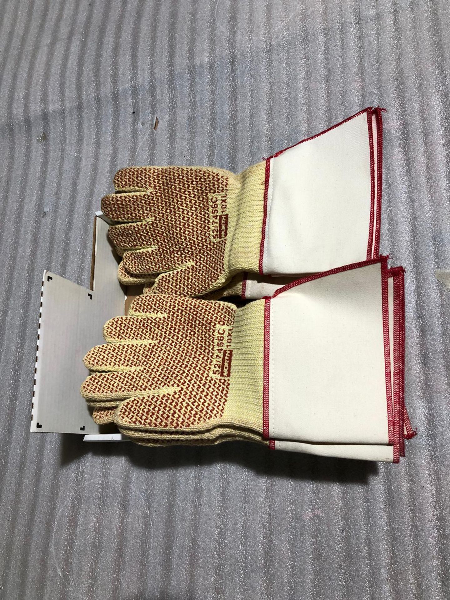 Lot of 7 Honeywell Work Gloves 10 XL - Image 2 of 3
