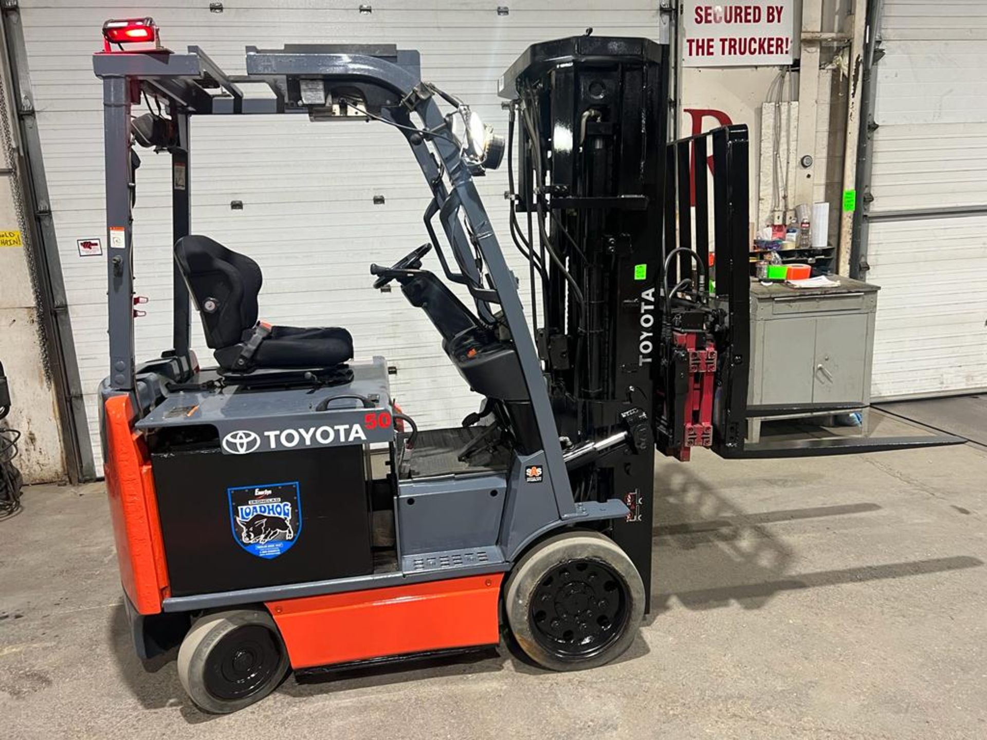 2017 Toyota 5,000lbs Capacity Electric Forklift 4-STAGE MAST & BUILT ON SCALE with Sideshift &