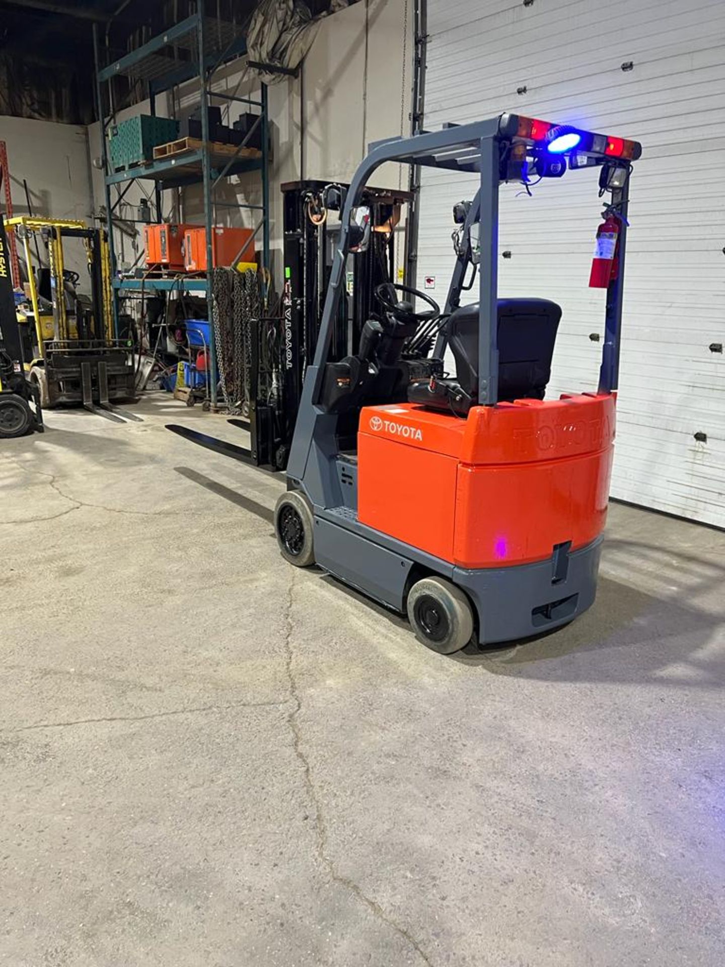 NICE Toyota 3,600lbs Capacity Forklift with 72" Forks with Sideshift & Fork Positioner 36V Battery - Image 2 of 3