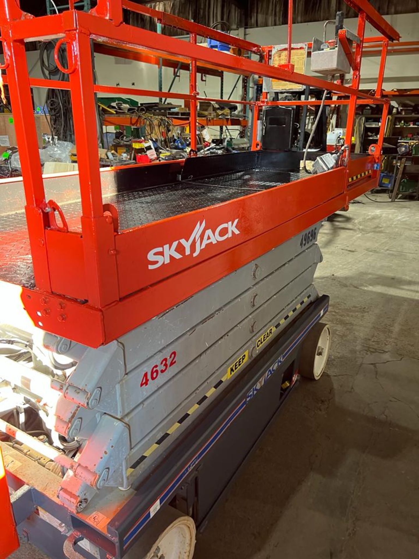 2008 Skyjack III model 4632 Electric Motorized Scissor Lift with pendant controller with - Image 5 of 9