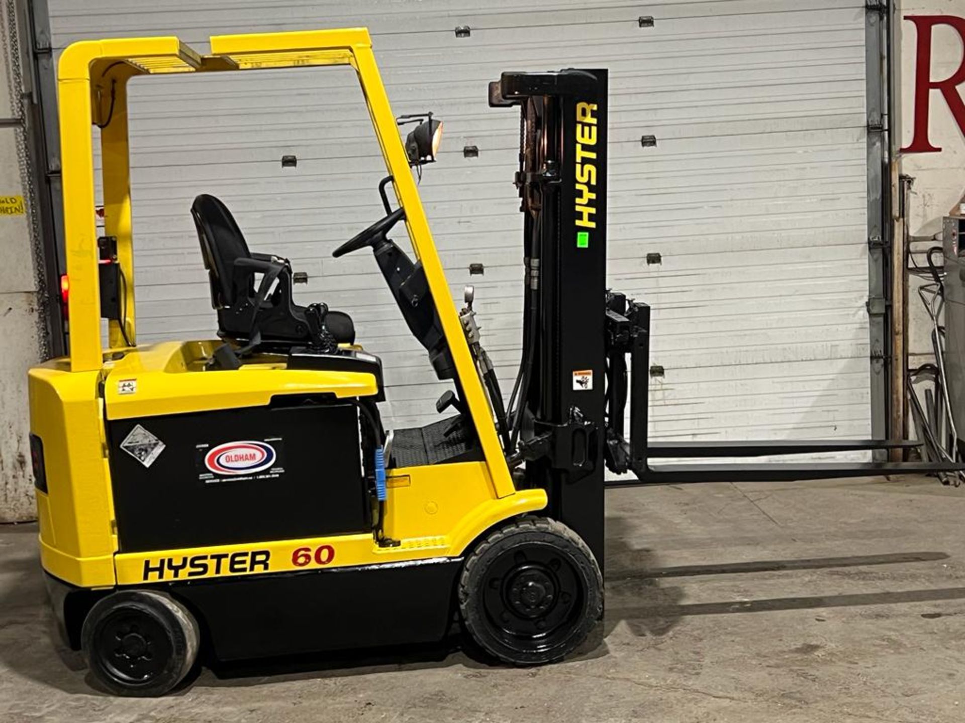 Hyster 60 - 6,000lbs Capacity Forklift Electric with Sideshift & 3 stage mast and Very Low Hours