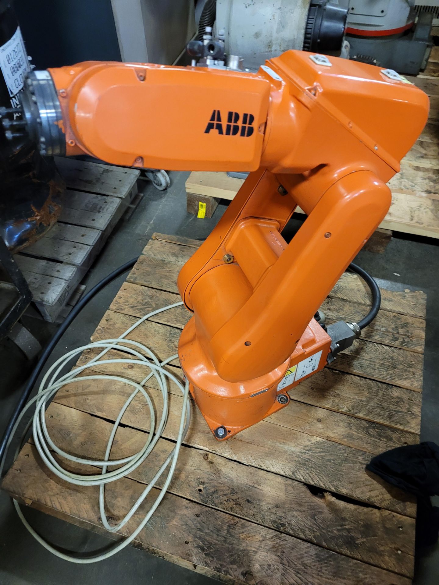 2010 ABB Robot Model IRB 120 with ABB model IRC5 M2004 Controller & Teach Pendant with screen and - Image 4 of 6