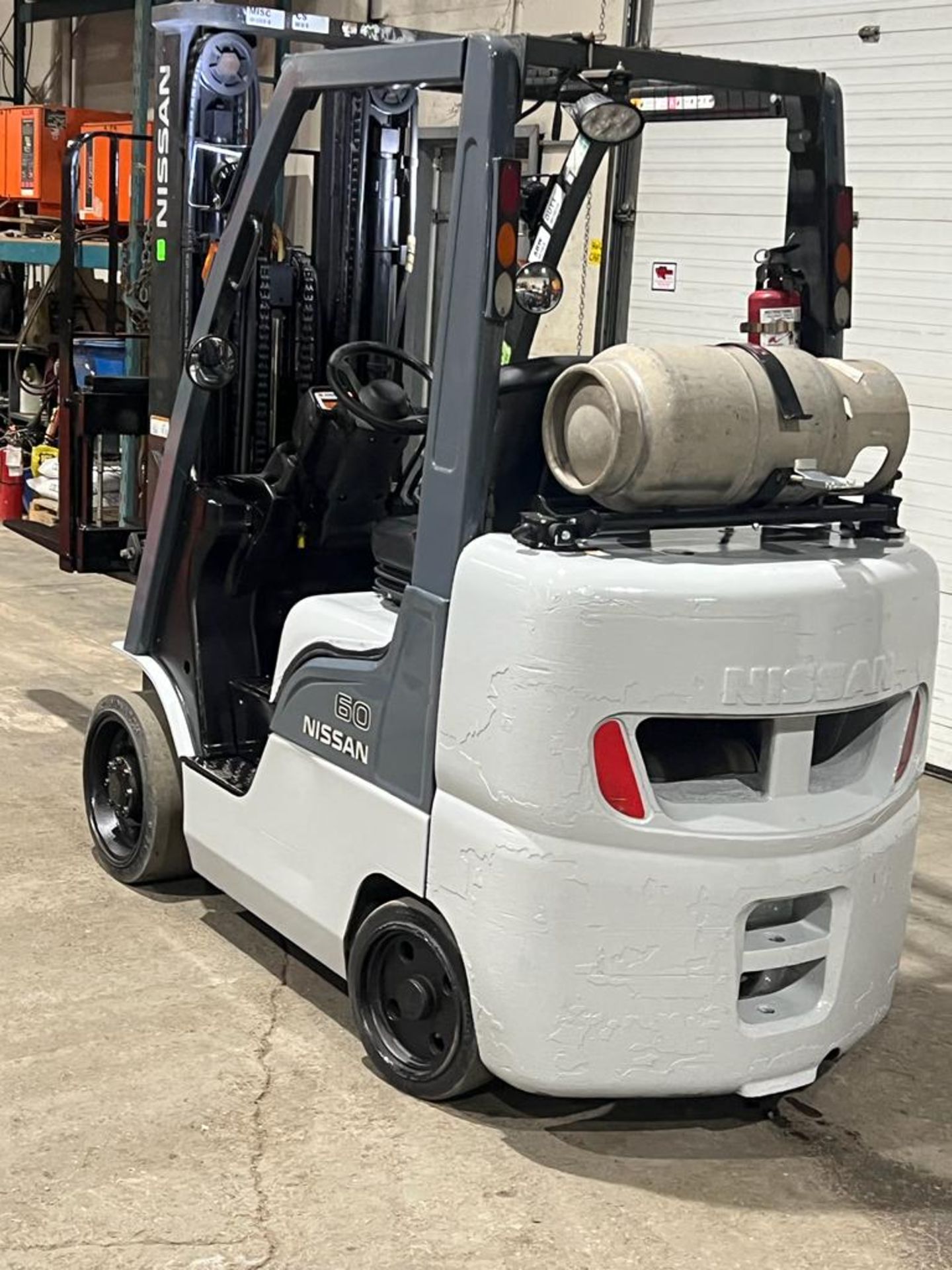 2013 Nissan 60 - 6,000lbs Capacity Forklift LPG (propane) with Sideshift & 3 stage mast with LOW - Image 4 of 4