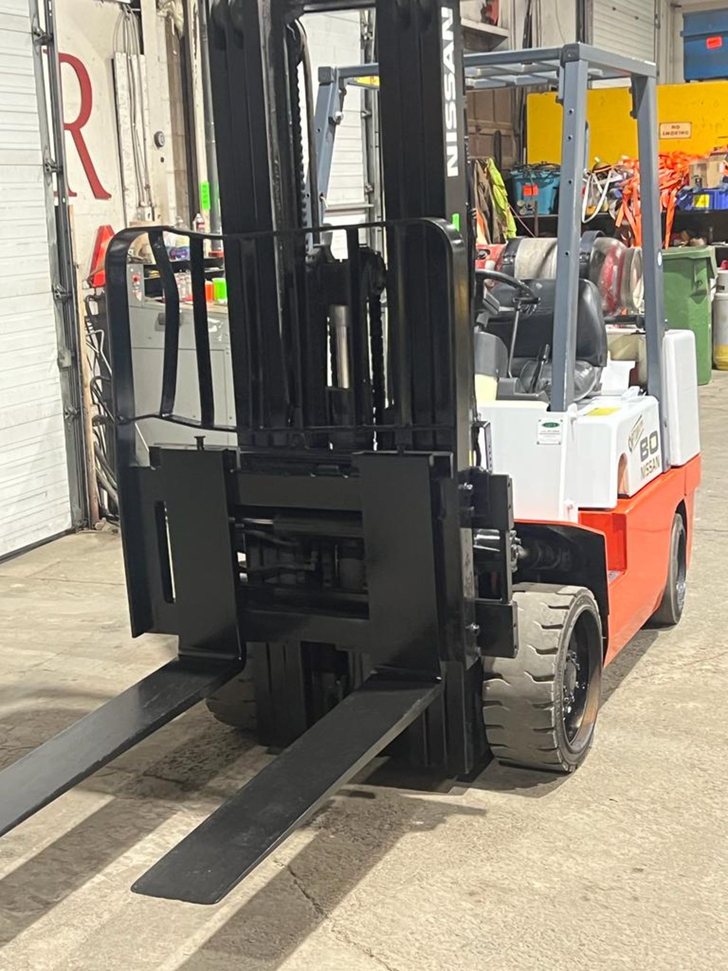 Nissan 80 - 8,000lbs Capacity Forklift with Sideshift & 3 stage mast and Low Hours (no propane - Image 3 of 5