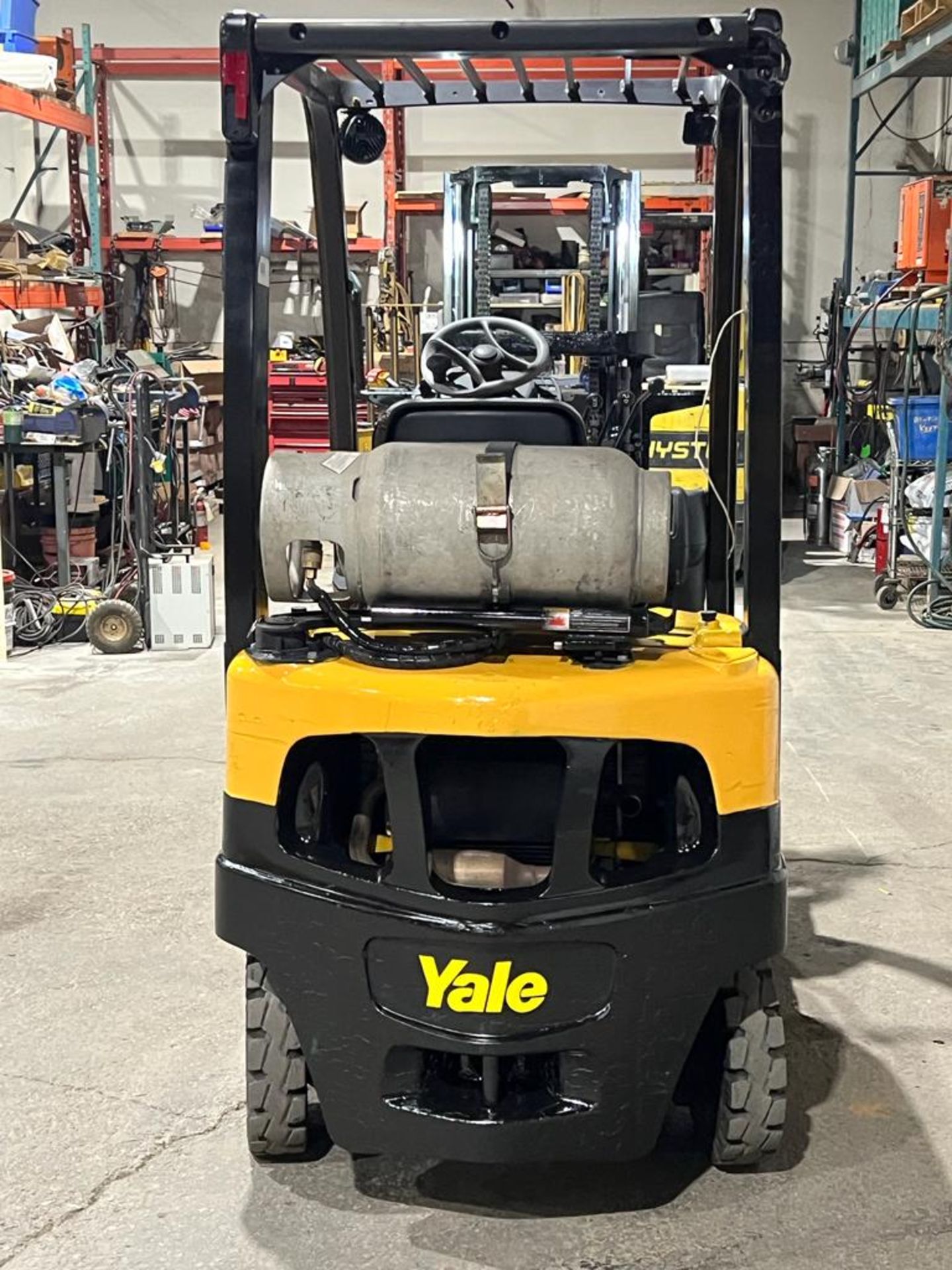 NICE 2016 Yale 30 - 3,000lbs Capacity OUTDOOR Forklift LPG (propane) with Trucker Mast & Foam Filled - Image 6 of 7