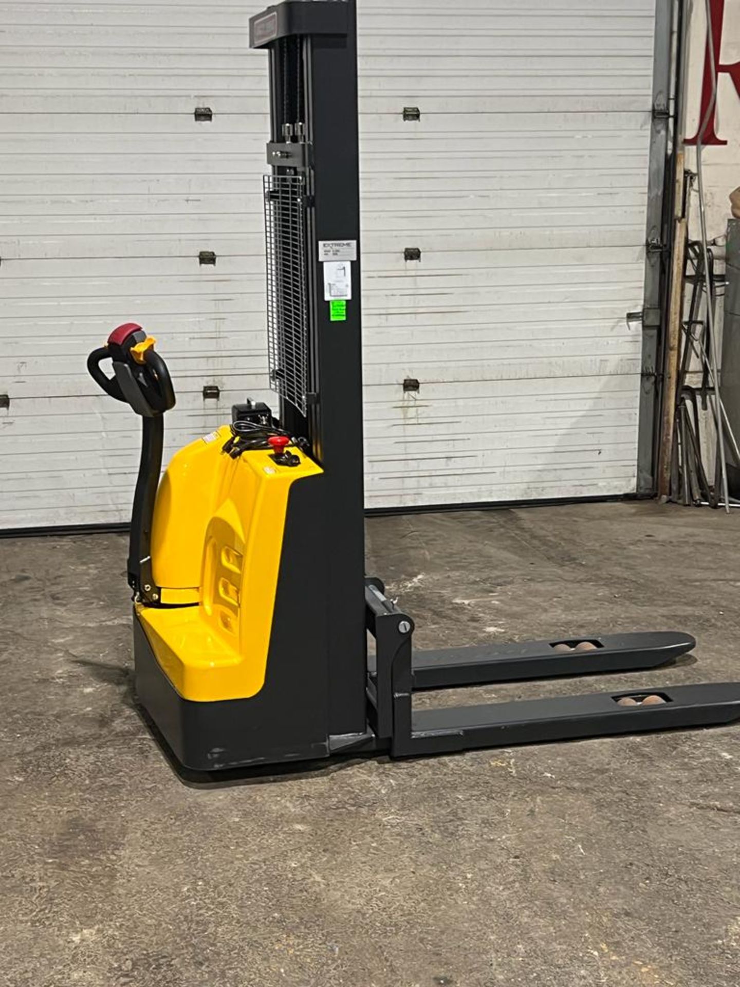 NEW Extreme 3,300lbs / 1,500kg capacity ALL POWER Pallet Stacker NEW 24V BATTERY - Walkie unit - Image 4 of 4