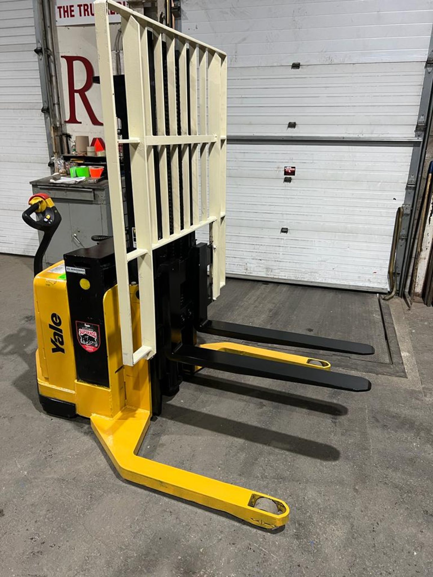 2008 Yale Pallet Stacker Walk Behind 4,000lbs capacity electric Powered Pallet Cart 24V with LOW