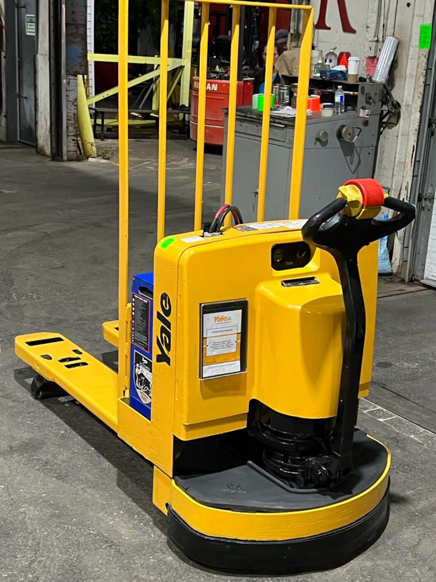Yale Walk Behind 6500lbs capacity Powered Pallet Cart Electric - Walkie unit with Low Hours - Image 2 of 3