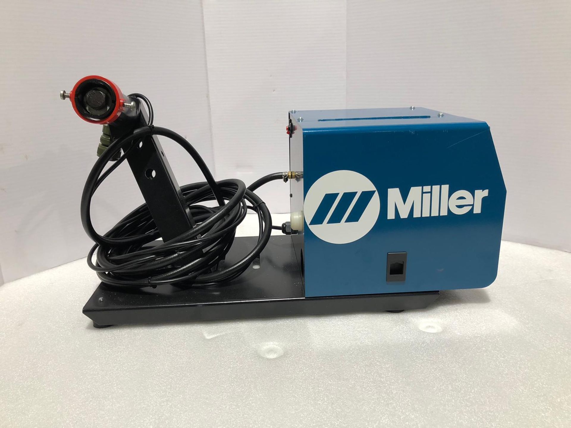 NEW Miller Model 22A Welding Wire Feeder - MINT 24V Unit - Image 2 of 2