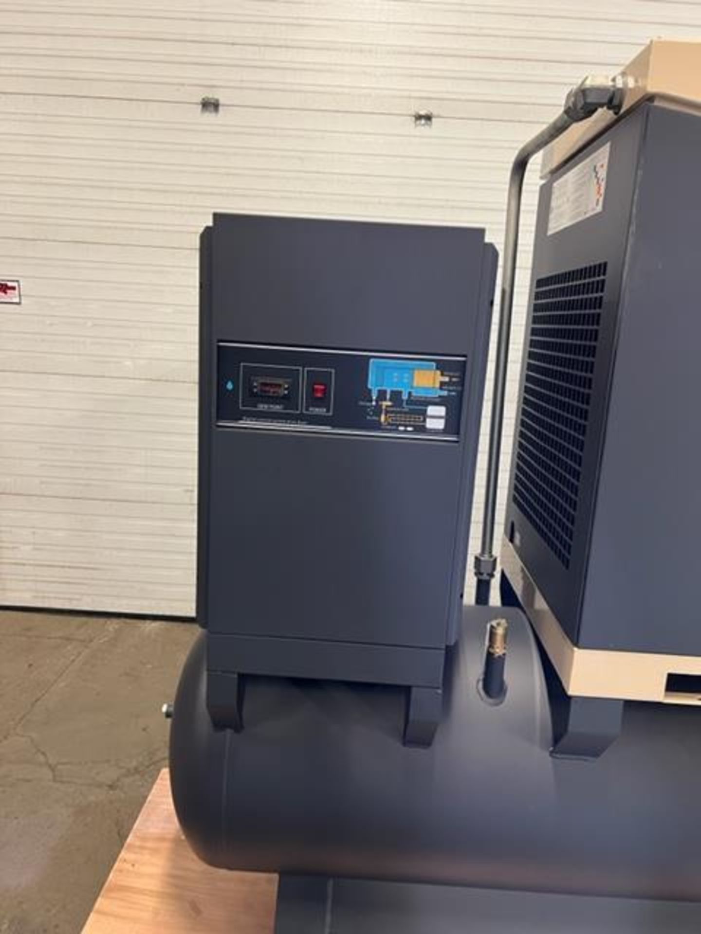 Airtec model 30FF - 30HP Air Compressor with built on DRYER - MINT UNUSED COMPRESSOR with 125 Gallon - Image 2 of 2