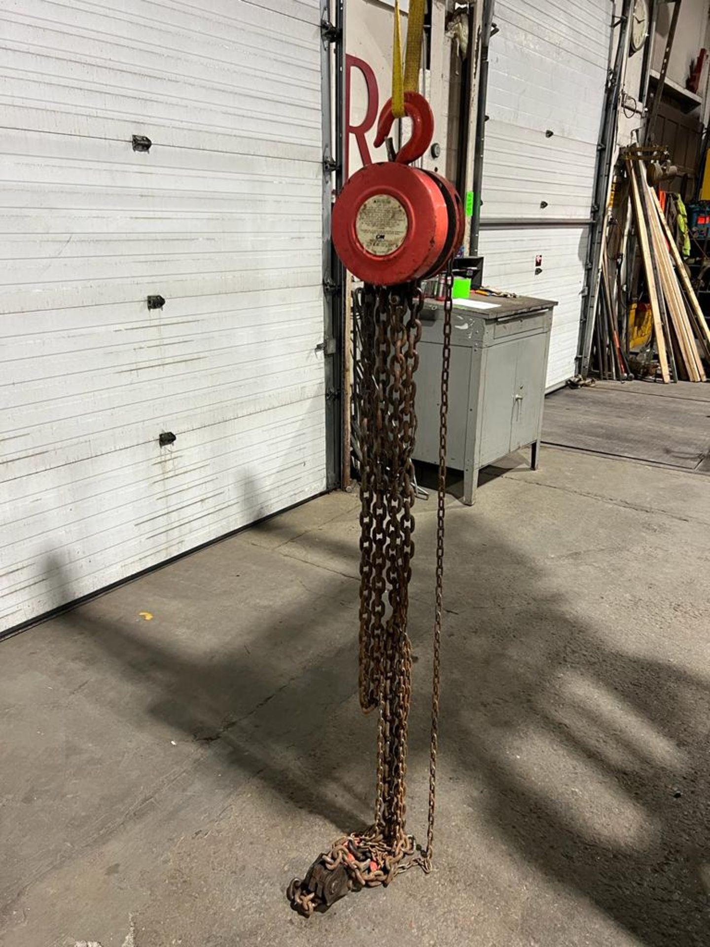 CM 3 Ton Chain Fall manual hoist unit 20 foot lift 20' chain