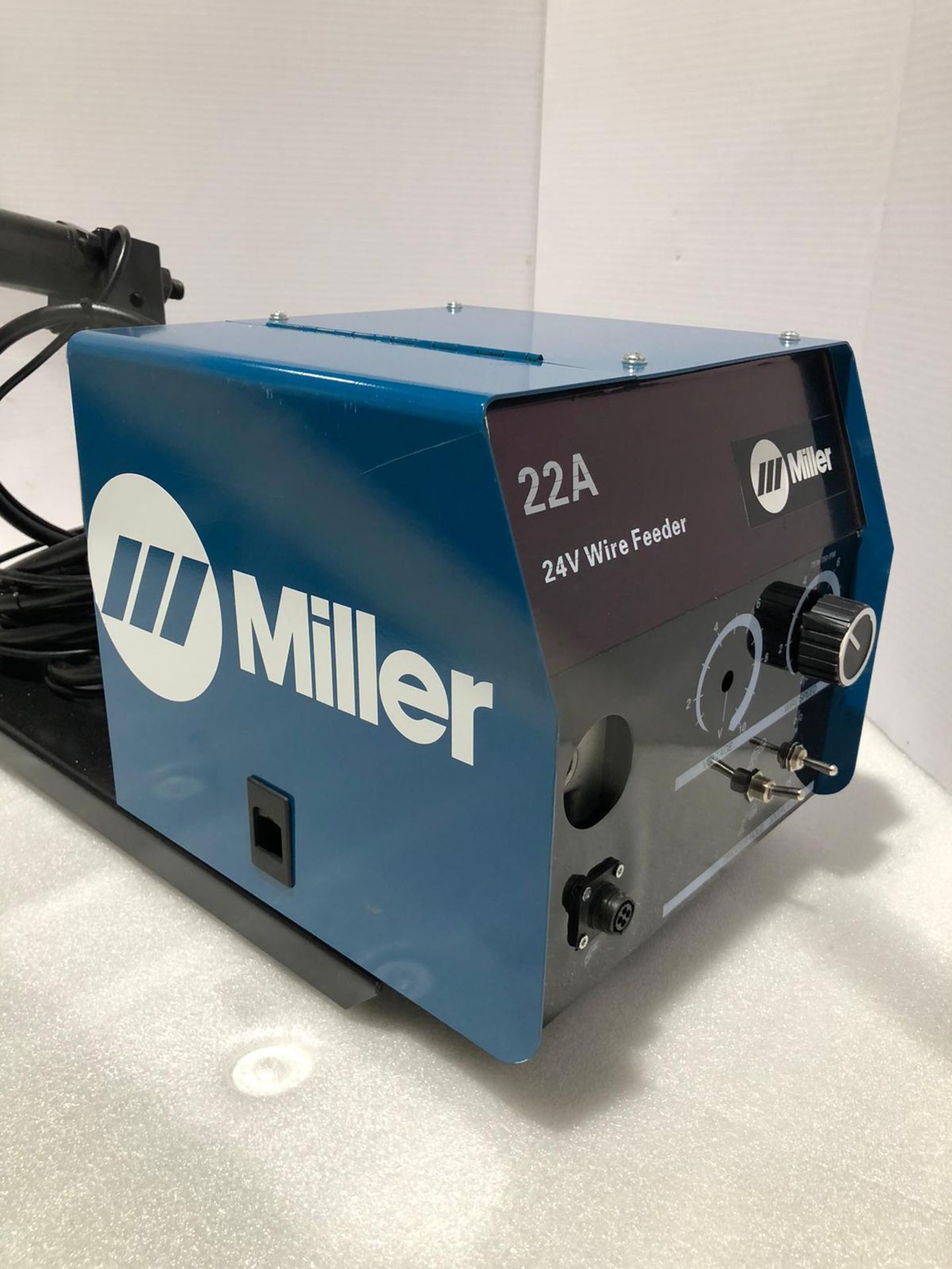 NEW Miller Model 22A Welding Wire Feeder - MINT 24V Unit