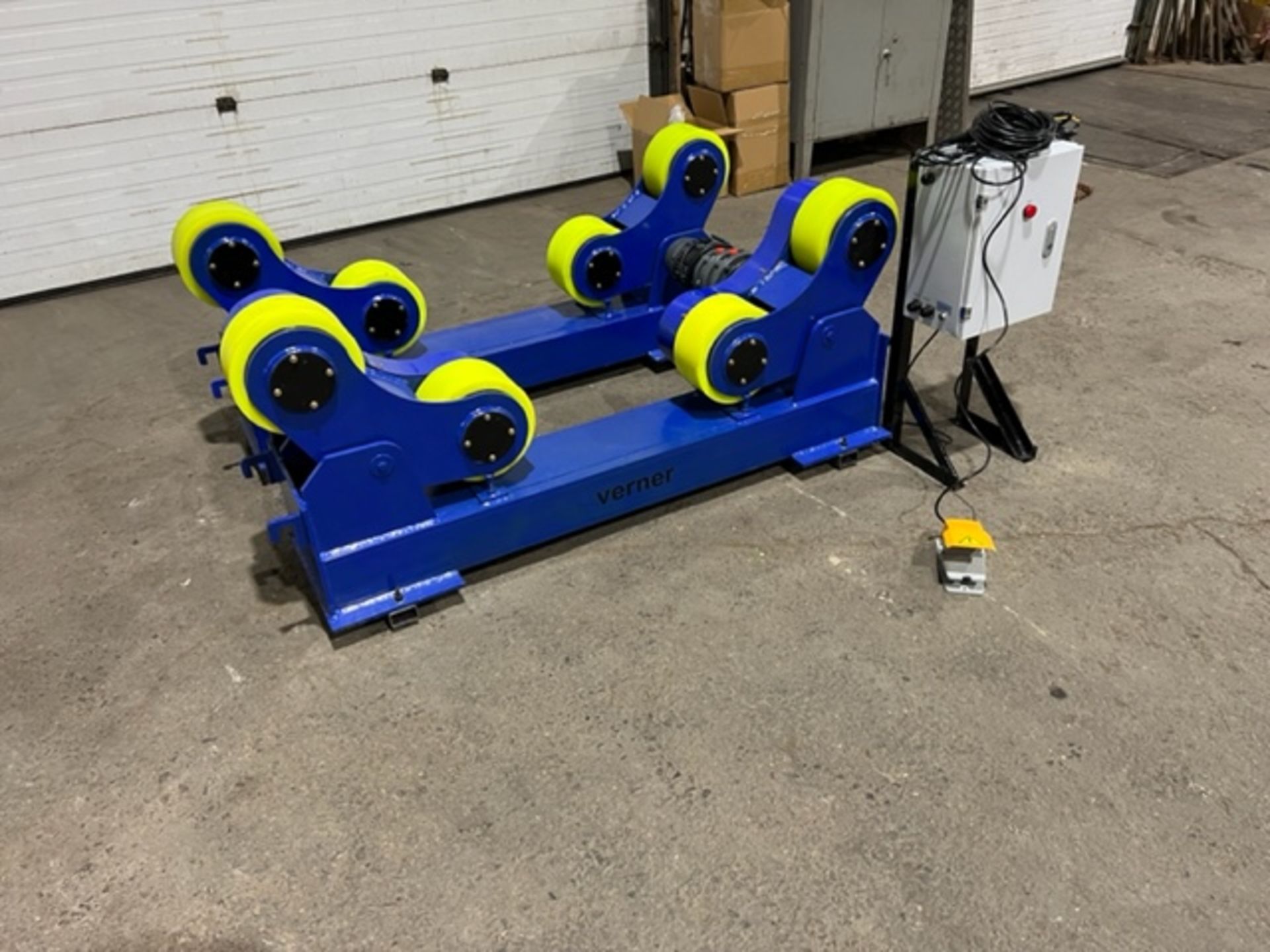 Verner model Power tank rolls - Powered turning roll and idler 20,000lbs capacity with foot pedal - Image 4 of 5