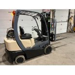 2016 Crown 5,000lbs Forklift LPG (propane) with Sideshift and 3-stage Mast