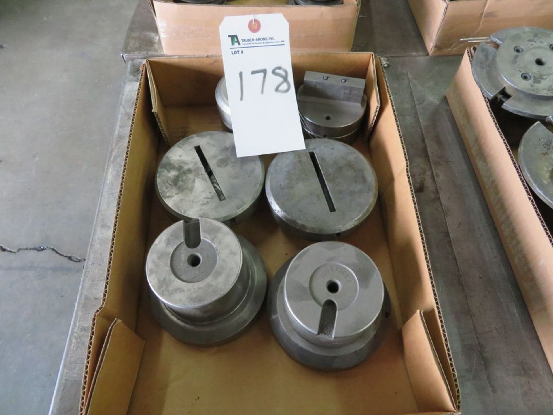 (Lot) Various Tooling for Amada Fabricators