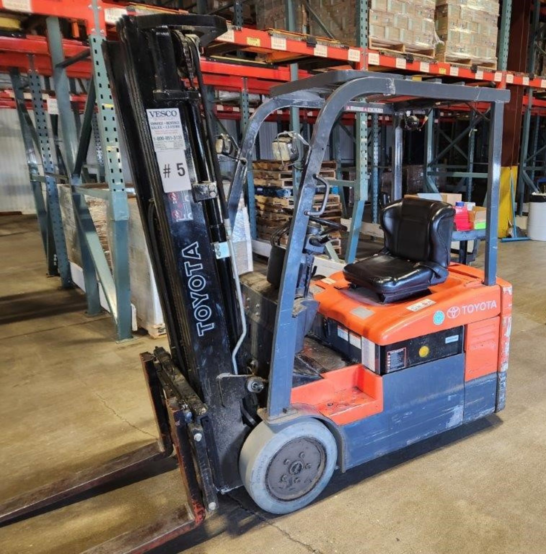 Toyota Fork Lift - Image 5 of 7