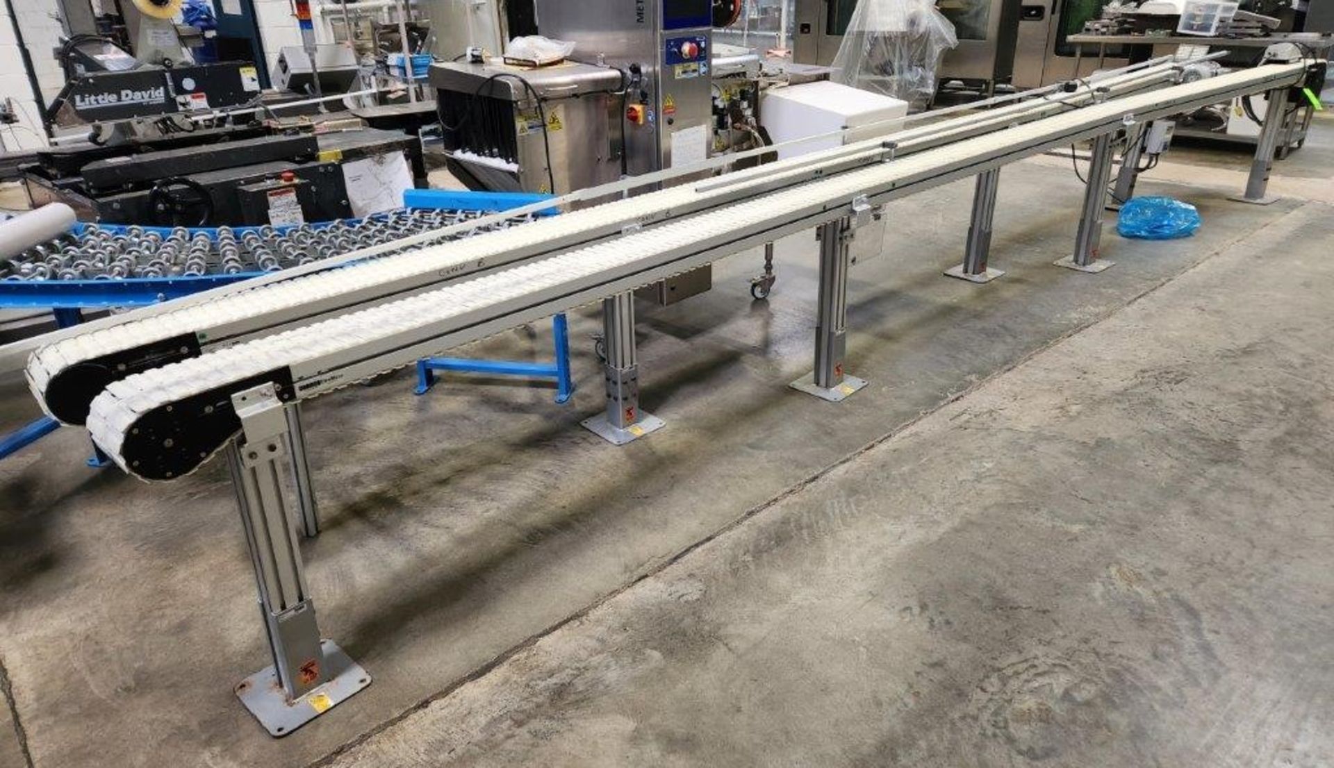 Dorner MFG. Corp FlexMove Conveyor