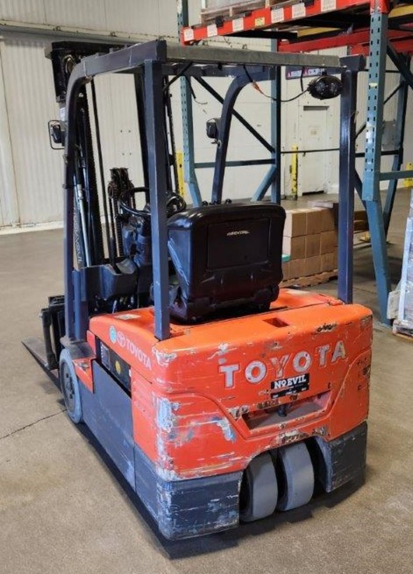 Toyota Fork Lift - Image 6 of 7