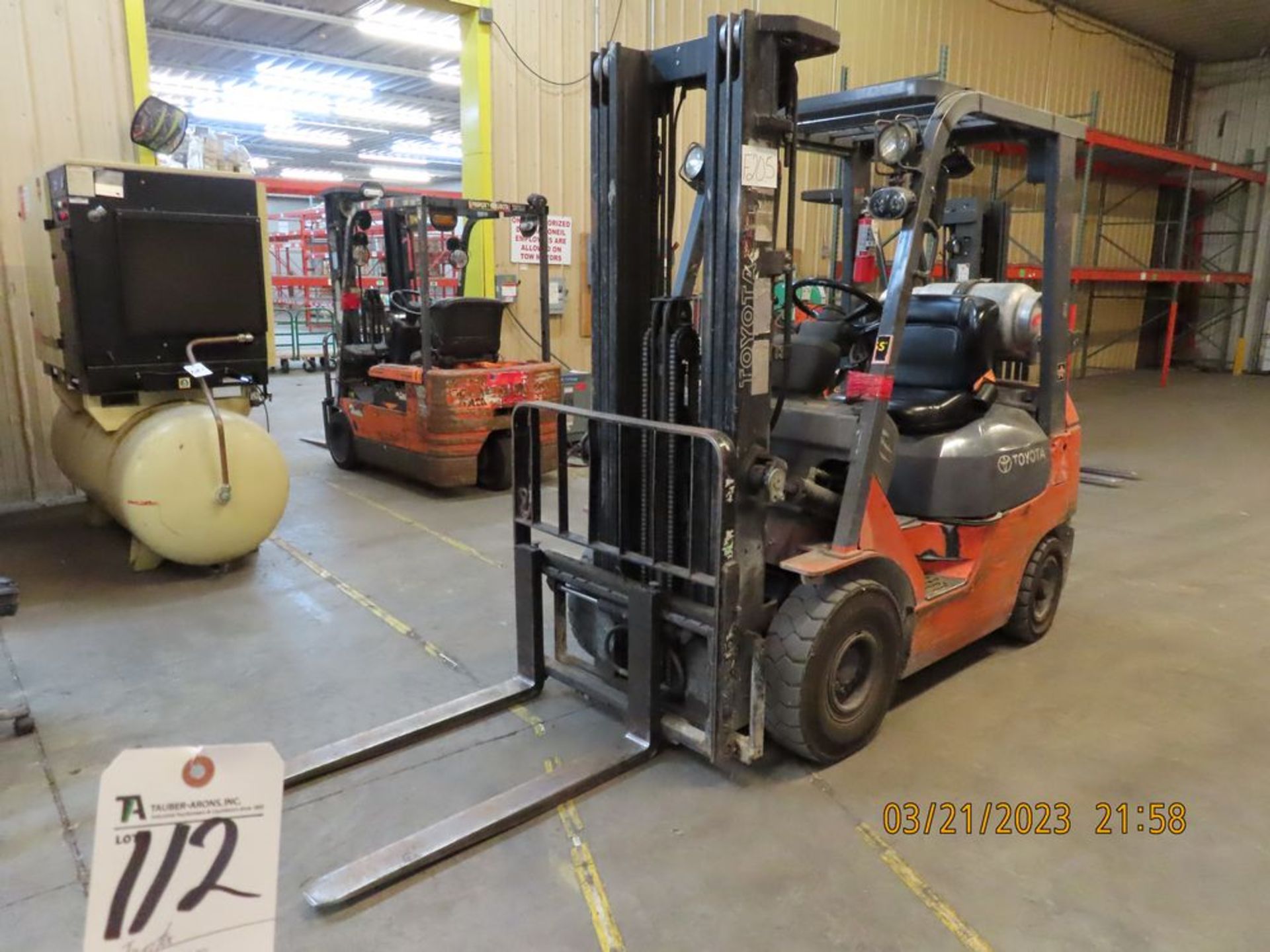 Toyota mod. 7FGU118, Forklift, 3,000lb. Cap.