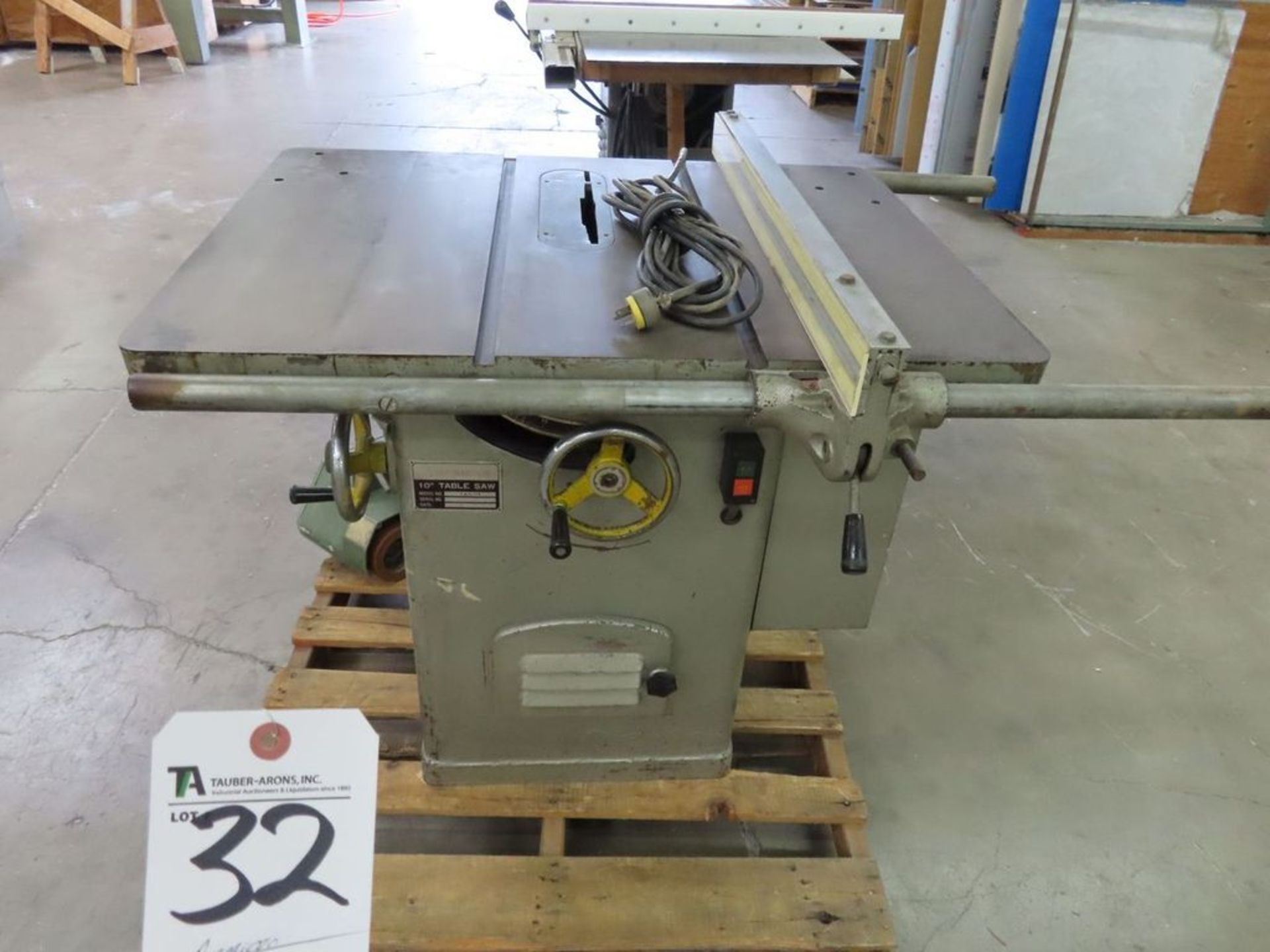 American 10'' Table Saw