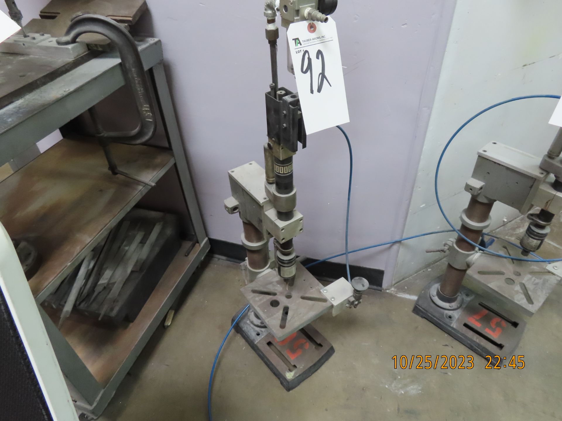 Aro Pneumatic Tapping Machine