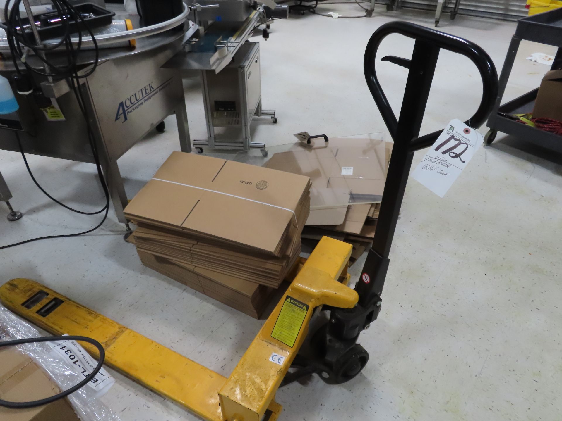 U-Line mod. H-1781 Pallet Jack, Extra Wide