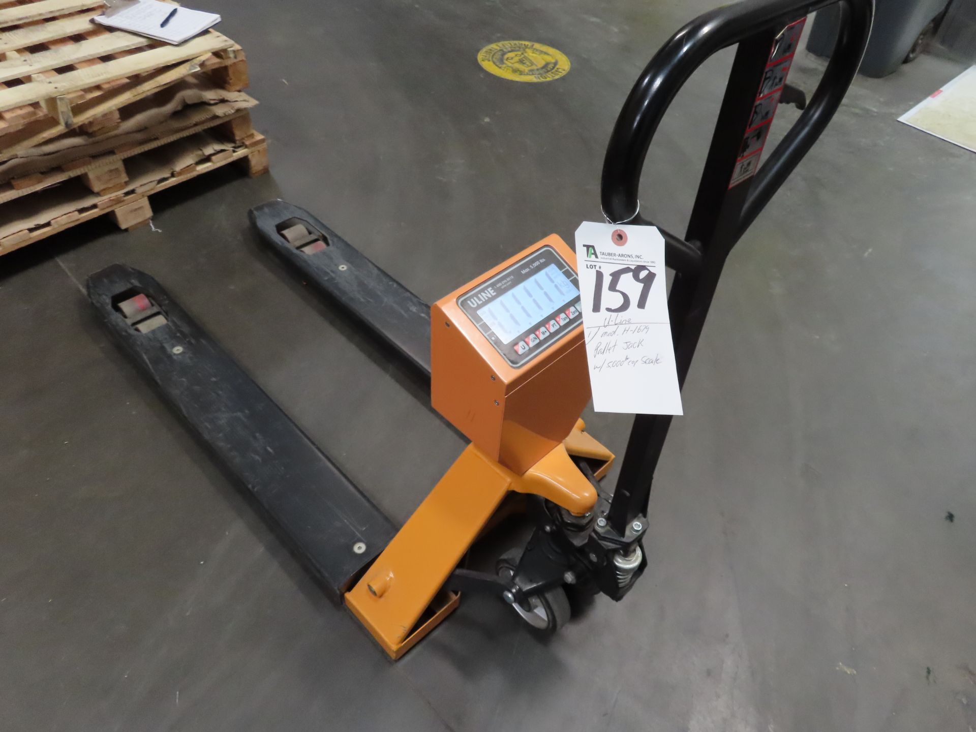 U-Line mod. H-1679, Pallet Jack w/ 5,000lb.