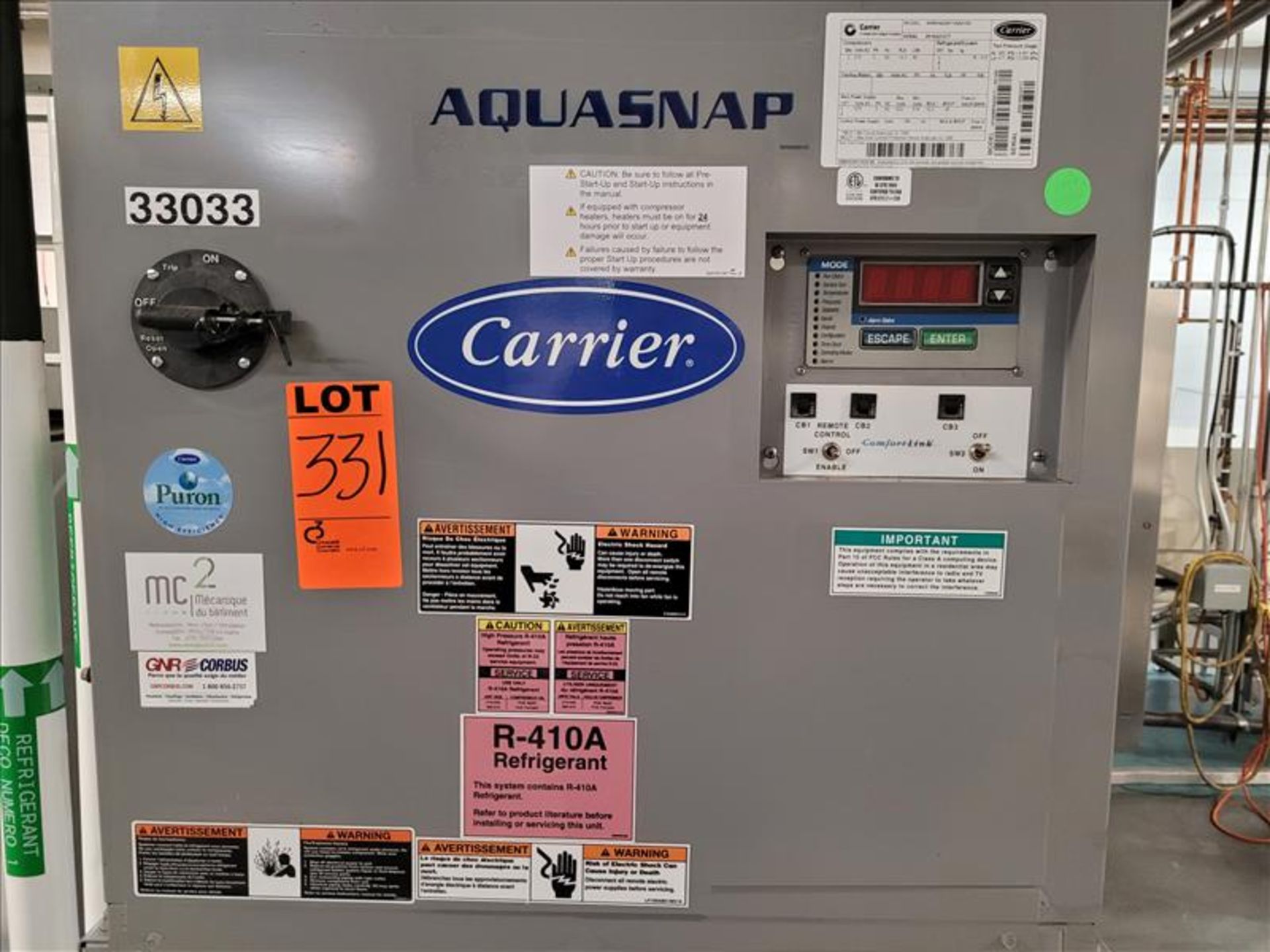 CARRIER Aquasnap Chiller Unit, mod. 30MPA02011AA2105, 575 Volts, 3 Phase (LOCATED IN SAINT-LAMBERT, - Image 2 of 5