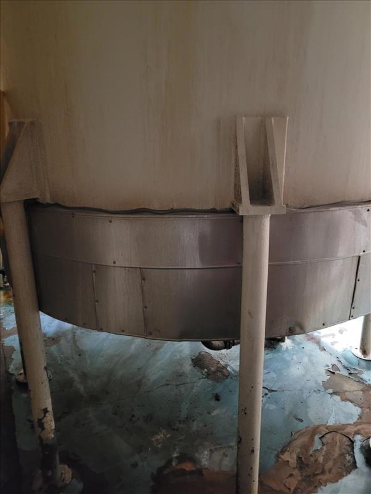 Approx. 3,500 Gal. Vertical Mild Steel Mix Tank, with Hot Water Cone Bottom Jacket, with Vertical - Image 6 of 10