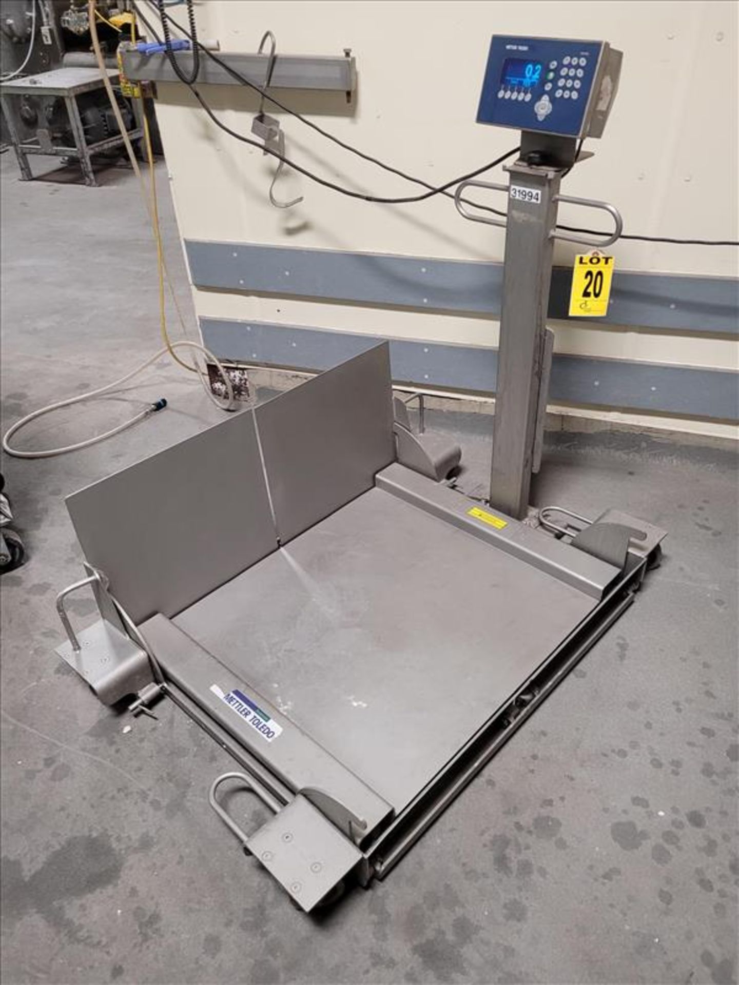 METTLER TOLEDO mod. IND560 Weighing Terminal, S/S, with Digital Read Out, 30" L x 30" W, S/S Platfo - Image 2 of 7