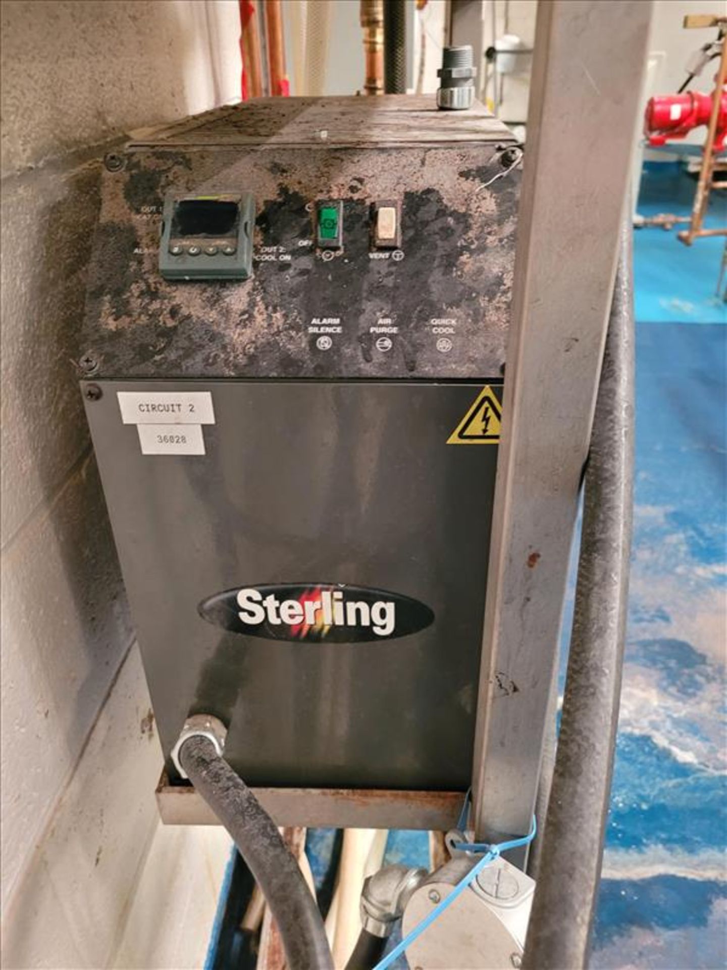 STERLING Micro Series Water Temperature Control unit (LOCATED IN SAINT-LAMBERT, QC) - Image 2 of 4