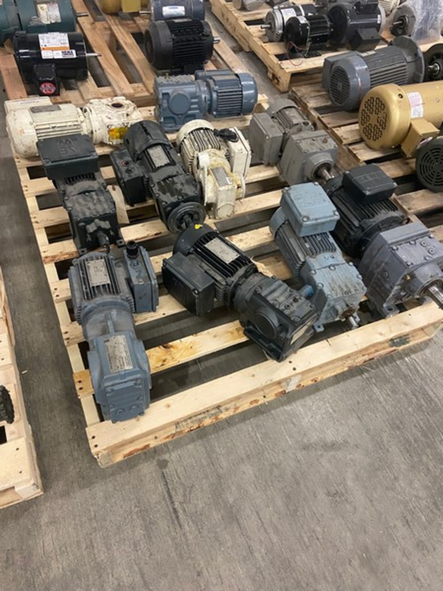 (2) Pallets of Motors Drives, Manufacturers by Baldor, Leeson, NEMA Watt Saver, 1-Pallet with Drives - Image 3 of 4