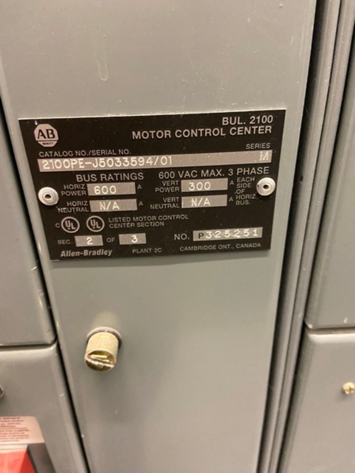 Allen-Bradley 16- Bucket Motor Control Center, S/N 2100PE-J5033594/01, 600 Volts, 3 Phase (LOCATED - Image 4 of 7