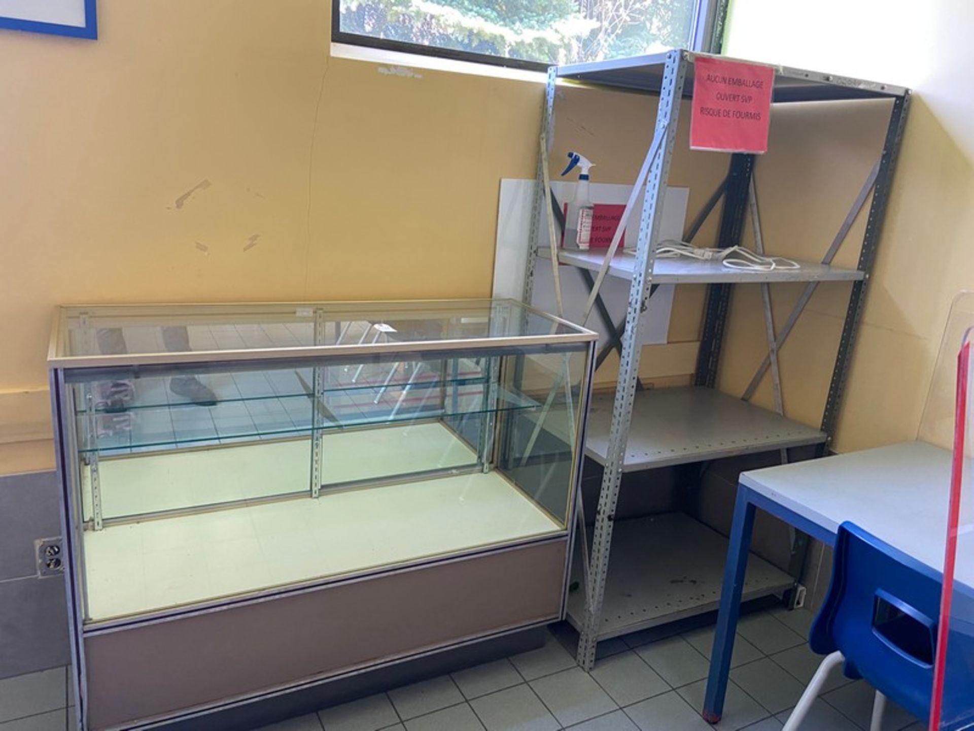 Glass Display Case, with (3) Shelving Unit (LOCATED IN SAINT-LAMBERT, QC) - Image 2 of 2