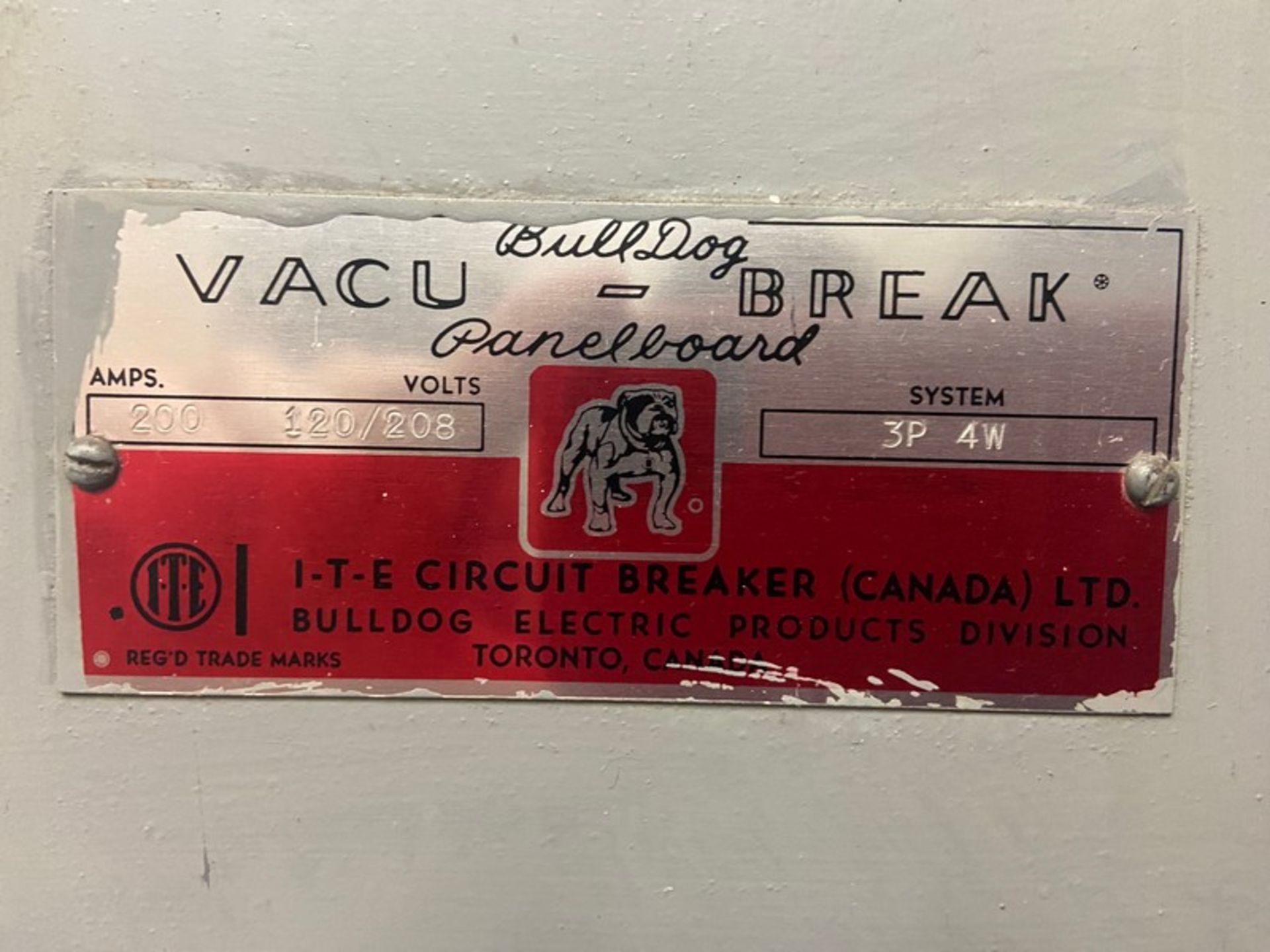 Champmatic Vacu-Break Electrical Switch Gear, 200 Amps, System: 3P4W (LOCATED IN SAINT-LAMBERT, QC) - Image 3 of 3