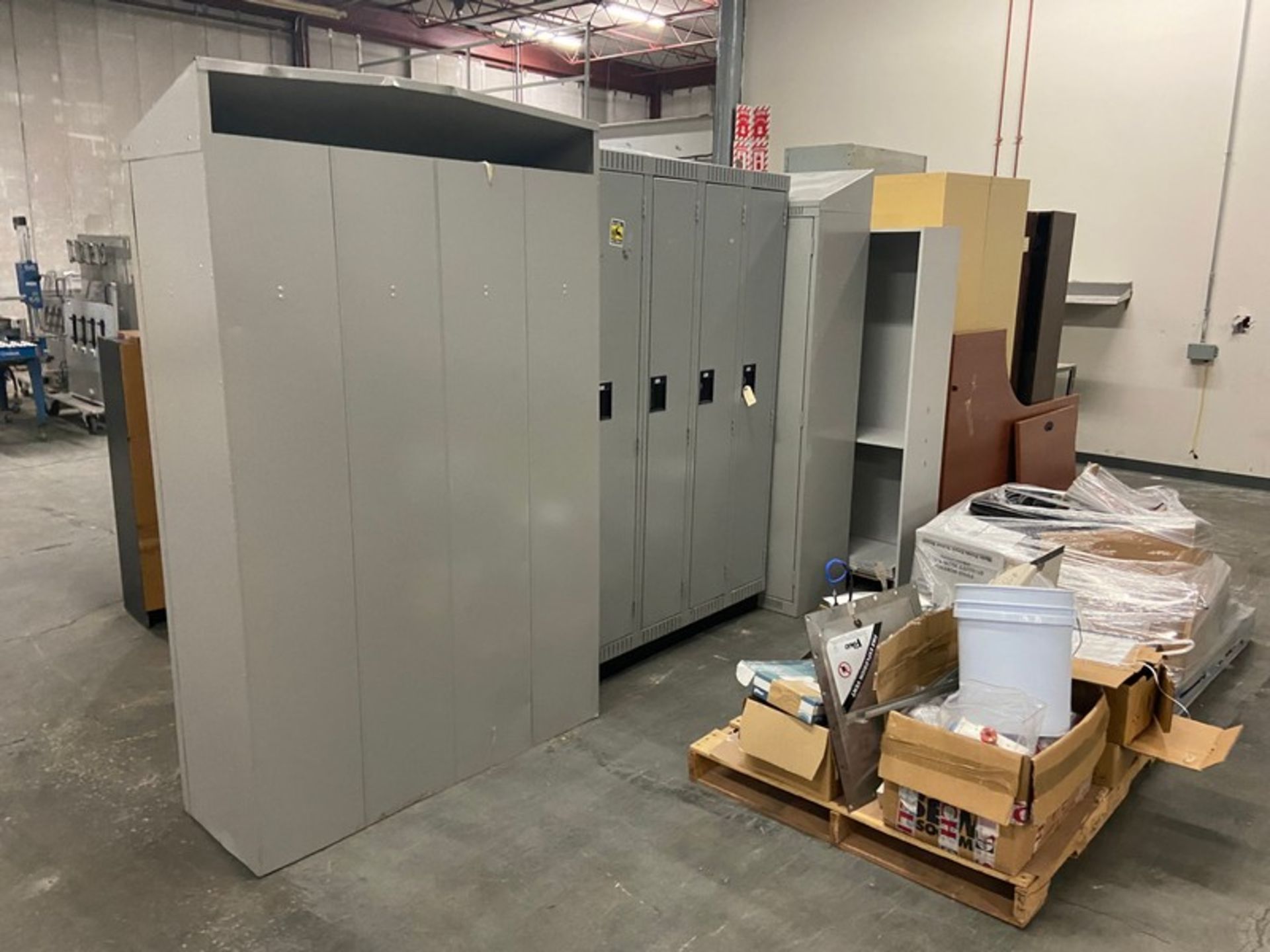 Lot of Assorted Office Furniture Lockers, Includes Book Shelves Other Contents (LOCATED IN SAINT-