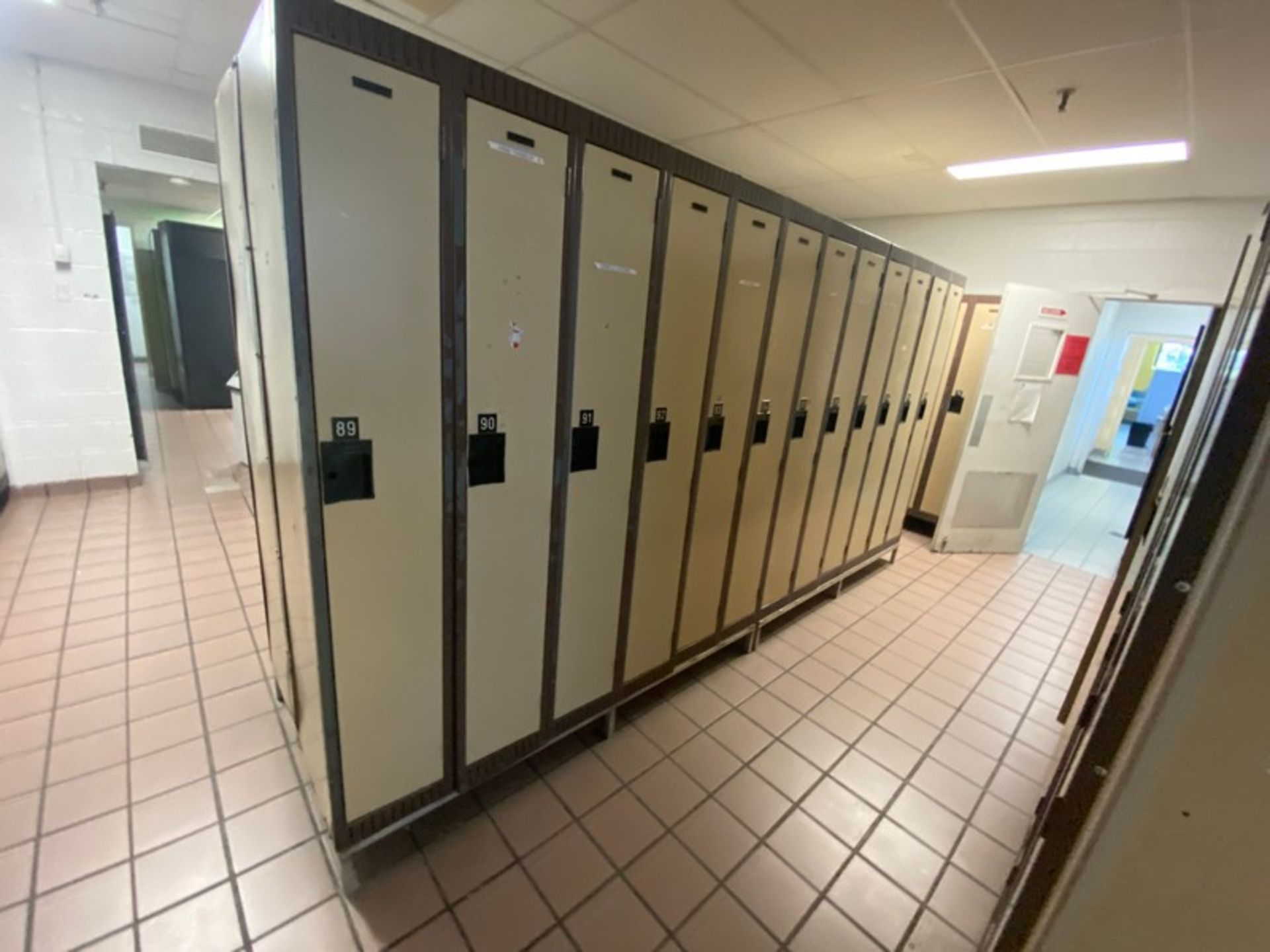 Large Sections of Lockers, Includes All Sections of Lockers in Front Area of Locker Room (LOCATED IN - Image 2 of 8