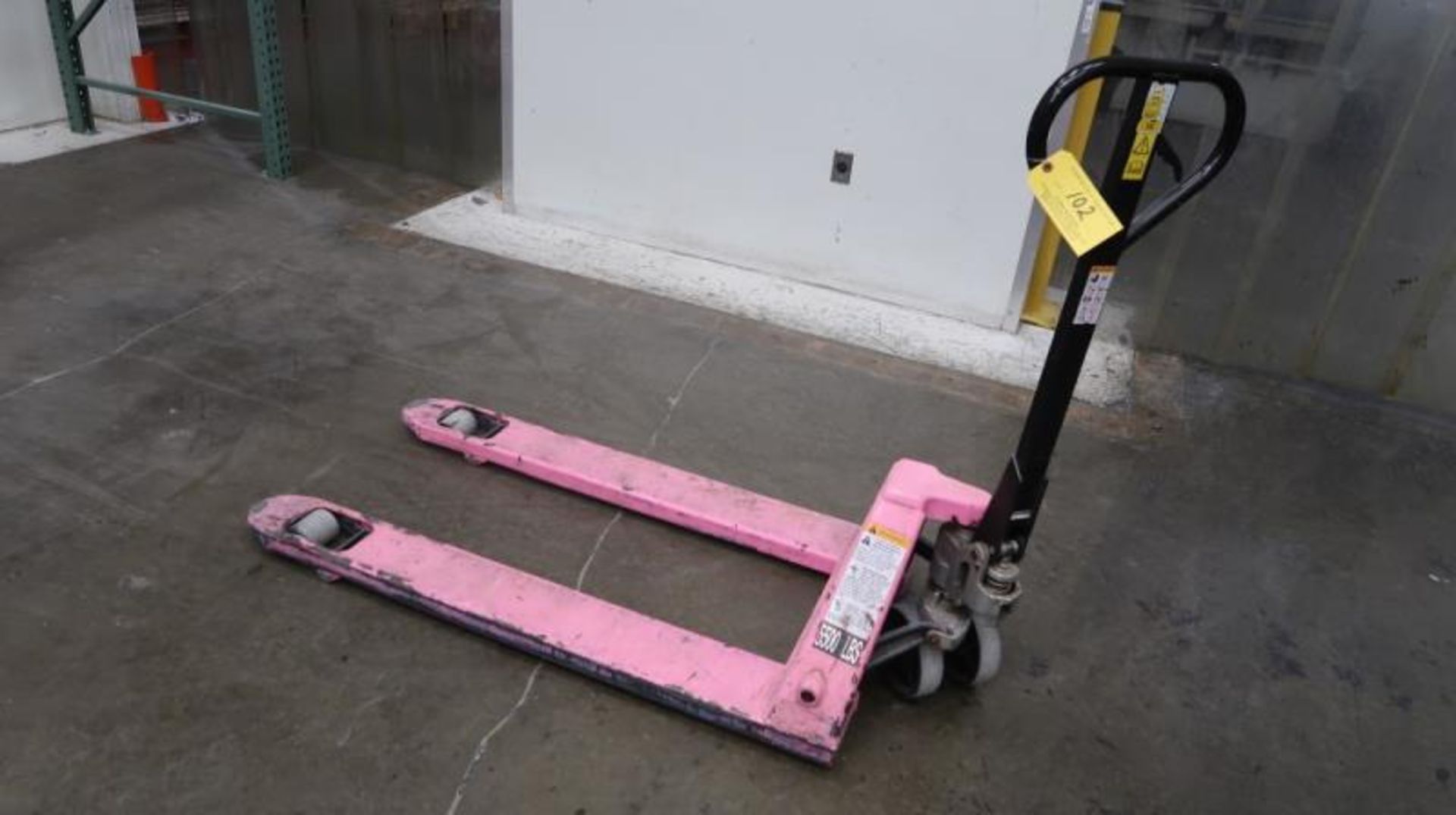 Hydraulic Pallet Jack 5,500 Lb Cap 27" x 48" Forks