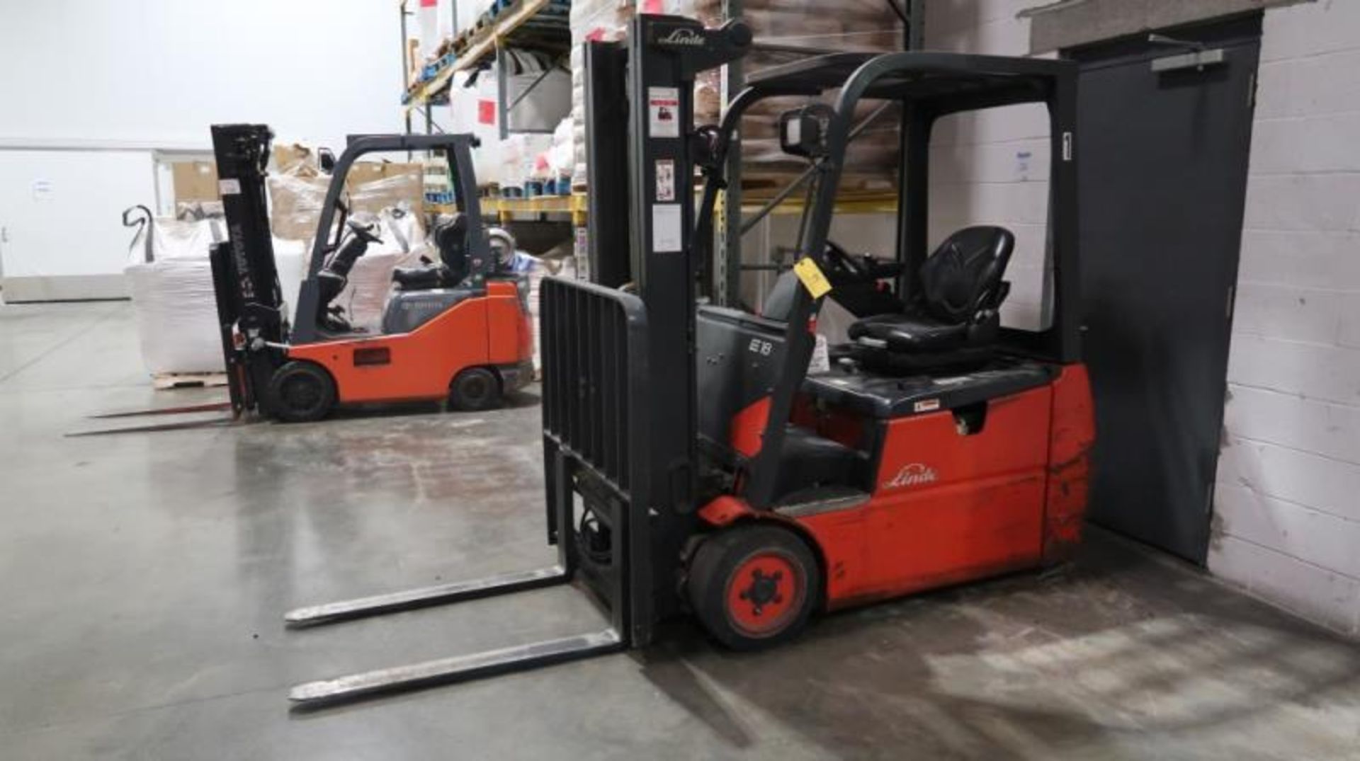 Linde 3,500 Lb Cap Electric Forklift (SEE NOTE)