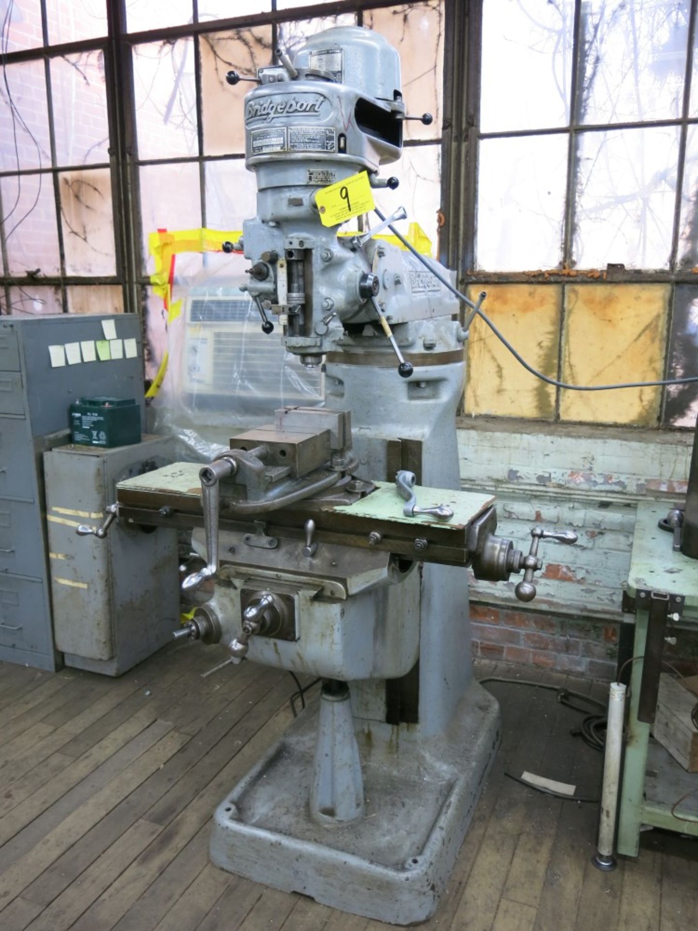 Bridgeport 1 HP Vertical Milling Machine - Image 3 of 3