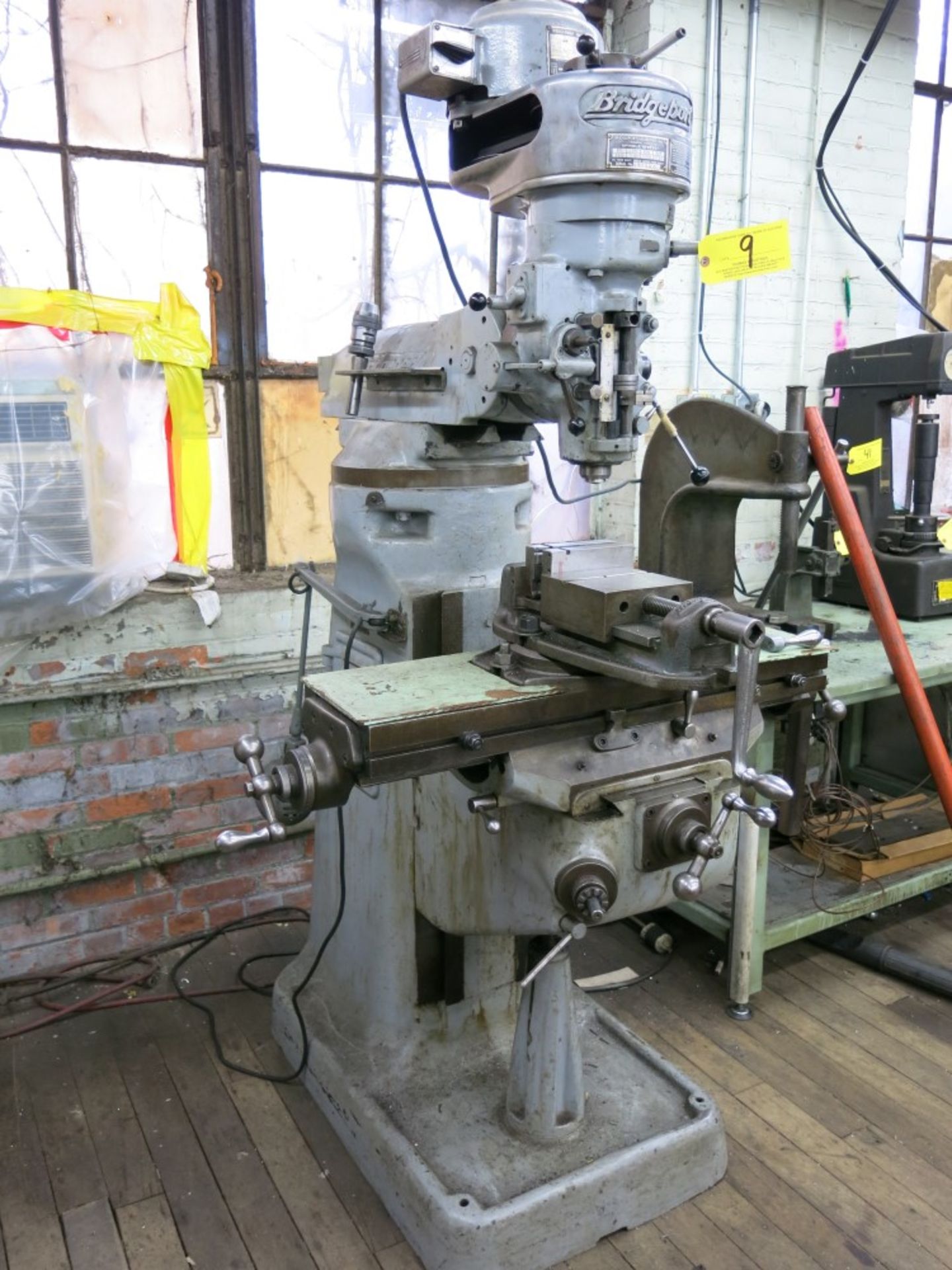 Bridgeport 1 HP Vertical Milling Machine - Image 2 of 3