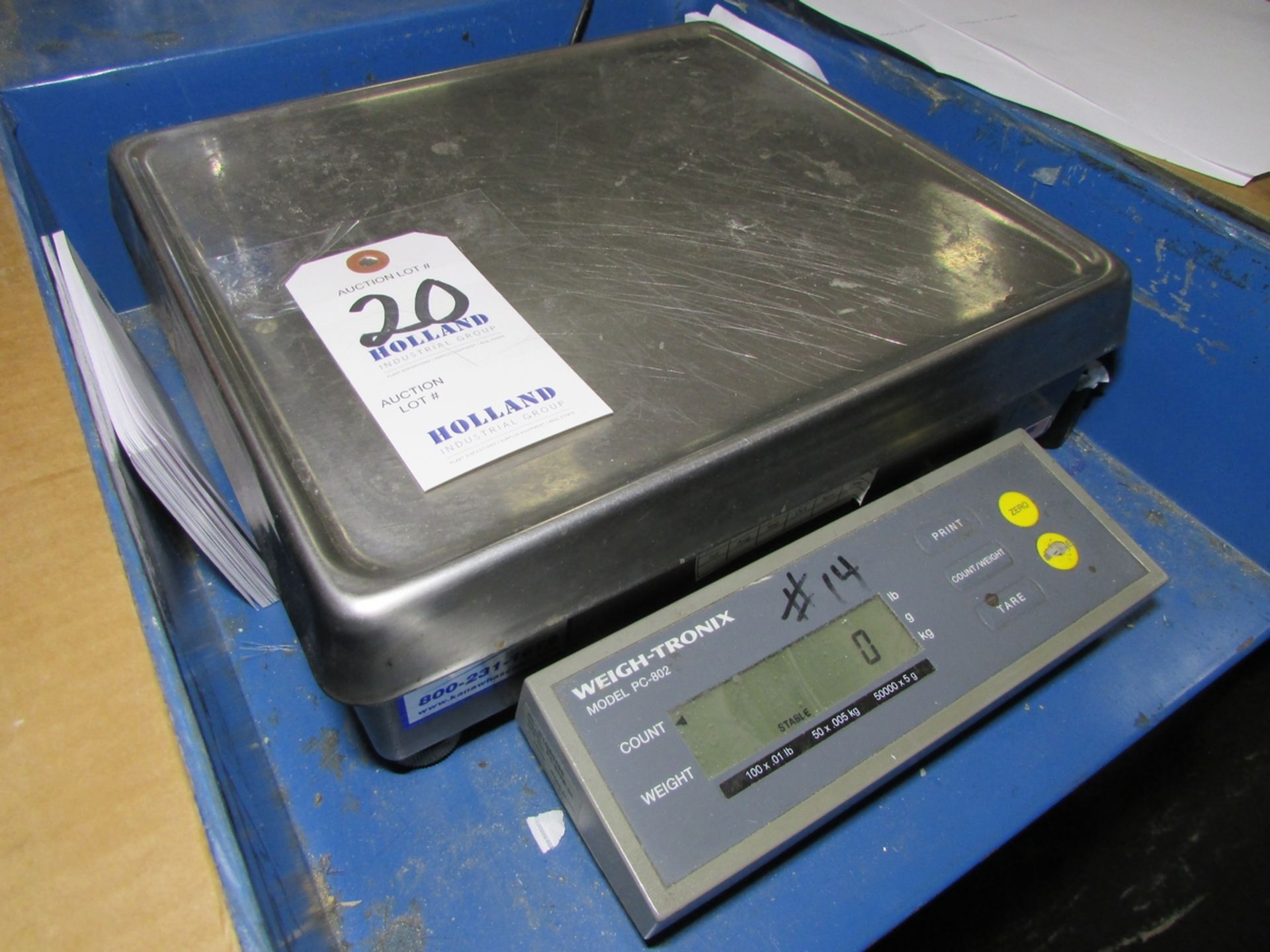 Weigh-Tronix Model PC-802 100x0.01Lb. Digital Counting Scale