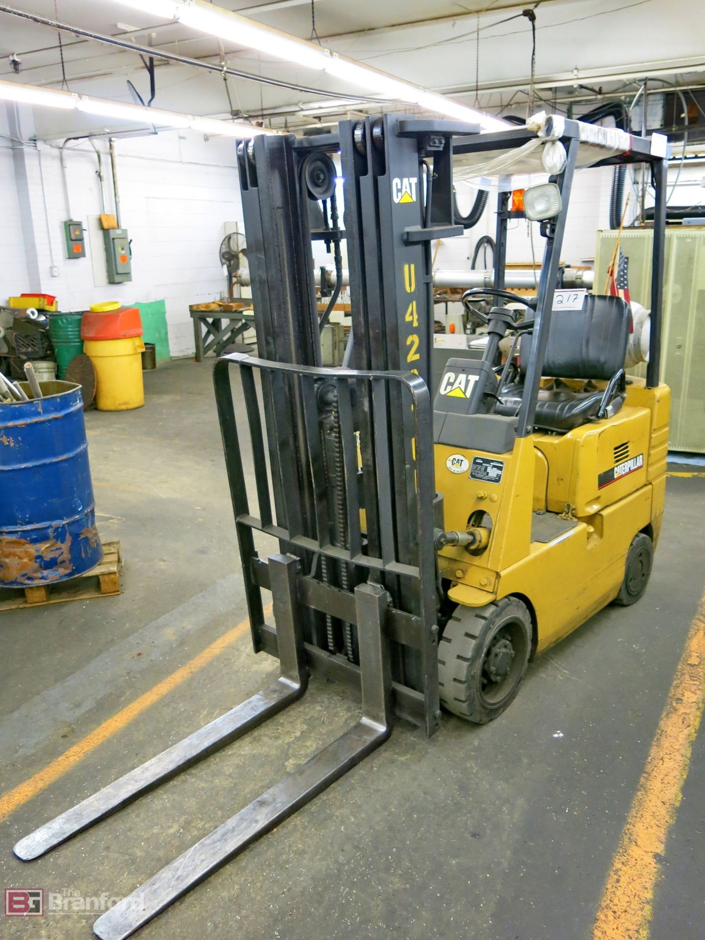 Caterpillar model GC15 3000-lb cap. Lp forklift - Image 3 of 4