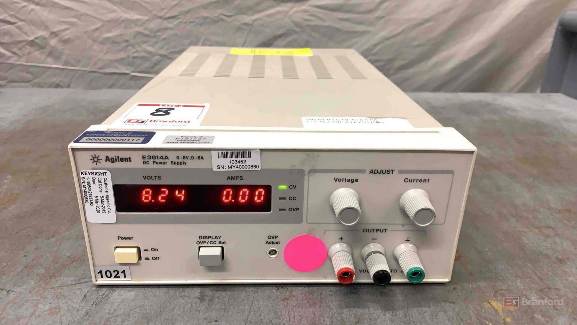 Agilent E3614A dc power supply