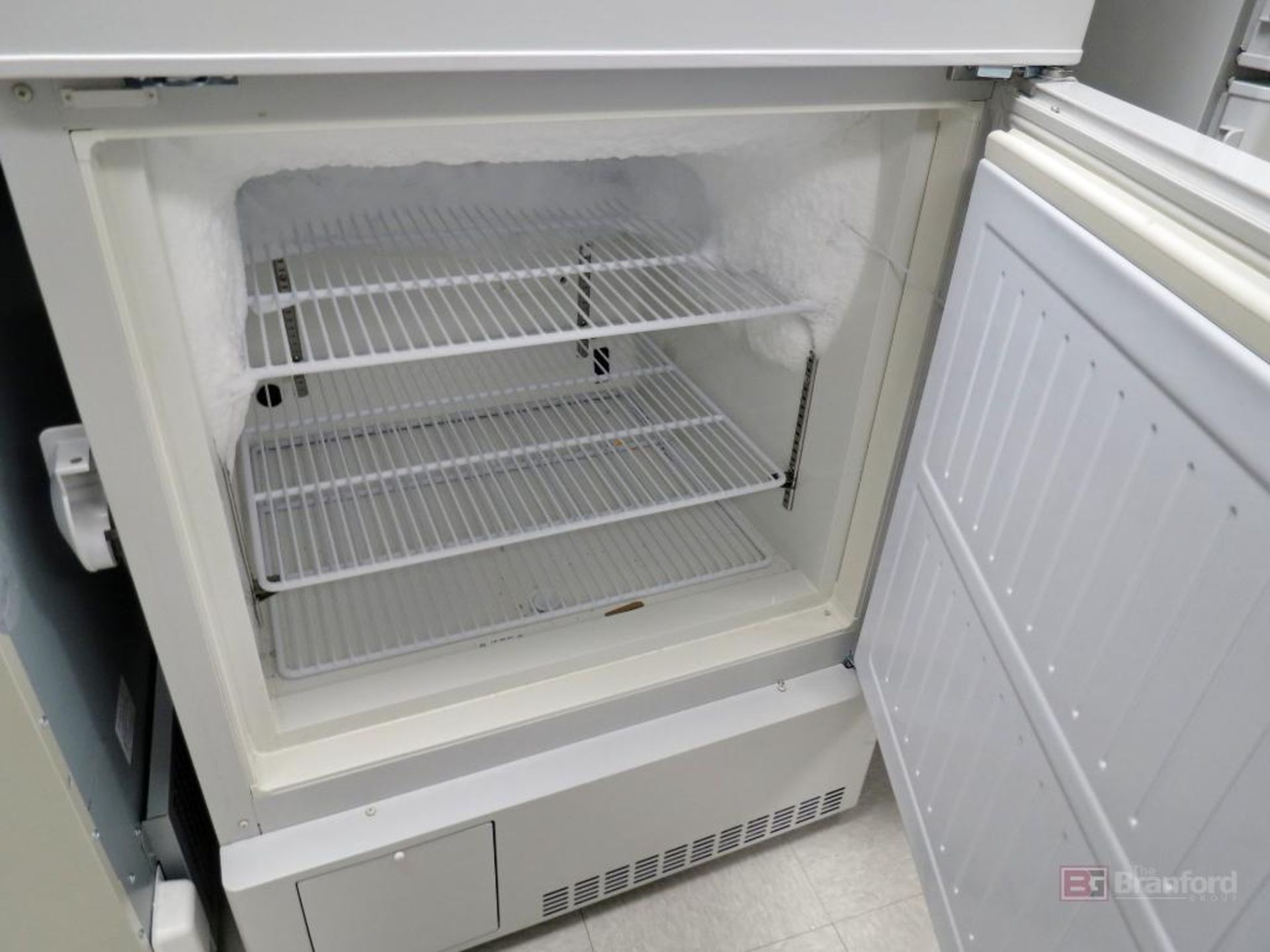 PHCbi MDF-MU549DHL-PA Biomedical -40° C Dual Chamber Freezer - Image 5 of 6
