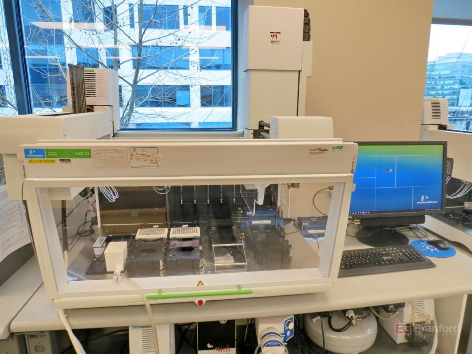 Perkin Elmer Janus G3 Automated Workstation IVD Liquid Handler - Image 2 of 14